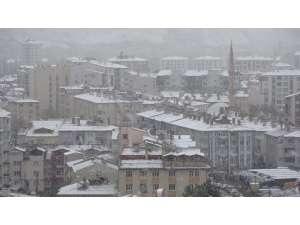 Sivas’ta Mart Ayında Kar Sürprizi