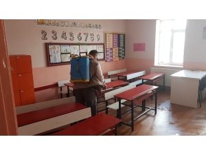 Kırkağaç’ta Tüm Okullar Dezenfekte Edildi