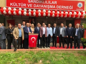 İzmir Sandıklılar Kültür Ve Dayanışma Derneği’nin Açılışı Yapıldı