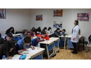 20 Bin Kursiyere Whatsapp Üzerinden Eğitim