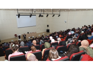 Atatürk Üniversitesi’nde Suriye, Libya Ve Ortadoğu Konuşuldu