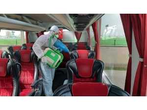 Yolcu Otobüsleri Dezenfektanla Temizleniyor