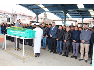 Genç Çiftin Ardından Oğulları Da Toprağa Verildi