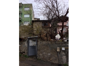 Tehlike Arz Eden Metruk Bina Yıkıldı