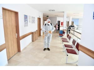 Çayırova’da Dezenfekte Çalışmaları Devam Ediyor