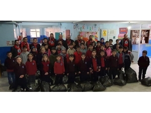 Kasder Arnavutköy Şubesinden Köy Okuluna Yardım