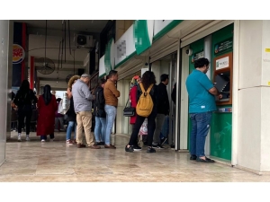 Banka Şubelerinde Korona Virüs Önlemi