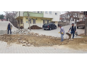 Tut Belediyesi Kış Sonrası Yollarda Bakım Yapıyor