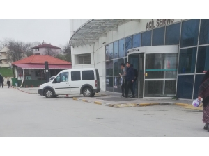 Bafra’da Gençler Arasında Bıçaklı Kavga: 1 Yaralı