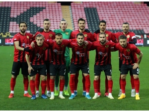 Tff 1. Lig: Eskişehirspor: 1 - Adana Demirspor: 4