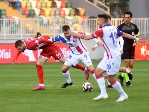 Tff 1. Lig: Altınordu: 1 - Balıkesirspor: 1