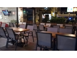 İzmir’de Mekanlar Boş Kaldı