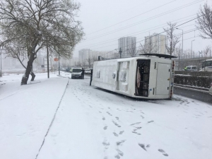 Kayseri’de Aynı Yolda 2 Kaza: 23 Yaralı