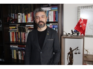 "Sahte Mesajlar Virüsten Daha Hızlı Yayılıyor"