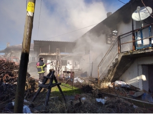 Pazarlar’da Ev Yangını: 1 Ölü