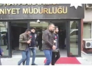 Karşılıksız Çekle Firmaları Milyonlarca Tl Dolandıran Çeteye Operasyon: 18 Gözaltı