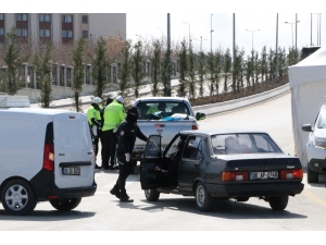 Umreden Dönenlerin Başkentteki Karantina Süreci Devam Ediyor