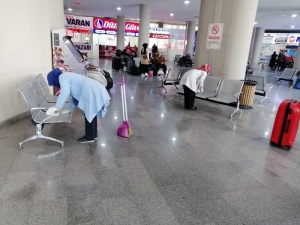 Düzce Belediyesi Ekipleri Çalışmalarını Sürdürüyor