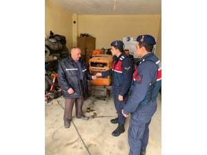 Traktör Hırsızları Yakalandı