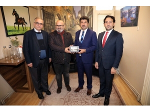 Rektör Sarıbıyık, “Öğrencilerimizin Mağdur Olmaması İçin Tedbirler Alıyoruz”