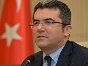 Vali Memiş: “Yaşlılara Gösterilen Önem, O Toplumun Uygarlık Göstergesi Olarak Değerlendirilmektedir”