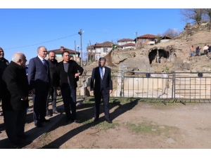 Kazı Alanında İnceleme Yapıldı