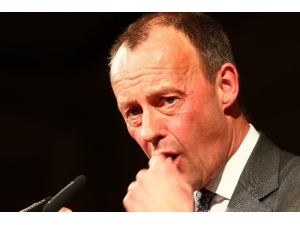 Merkel’in Halefi Merz, Korona Virüse Yakalandı