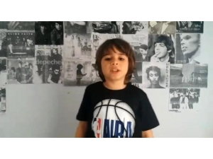 Alanyalı Öğrencilerden Sağlık Çalışanlarına Videolu Destek