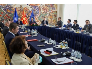 Kuzey Makedonya’da Erken Seçimler Korona Virüs Krizi Nedeniyle Ertelendi