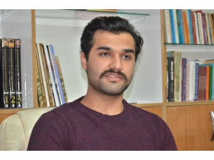 Karantinadaki Umrecilere Kolonya Ve Not Bırakan Üniversite Öğrencisi Konuştu