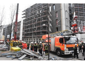 Hamburg’da İskele Çöktü: 1 Ölü, 8 Yaralı