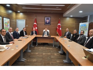 Denizli Valisi Karahan: “Kentte Korona Virüs Şüphelisi 2 Hasta Var, Tedavileri Sürüyor”