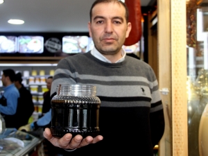 Korona Virüsüne ‘Dut Pekmezli’ Önlem