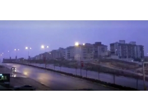 Gaziantep’te Geceyi Şimşekler Aydınlattı