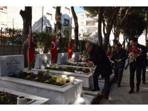 Korona Virüs Nedeniyle Şehitliklerde Sade Tören