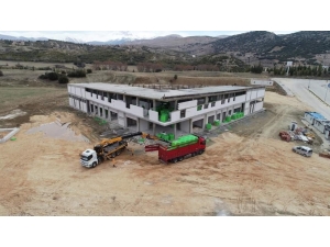 Elmalı Otobüs Terminalinde Çalışmalar Sürüyor