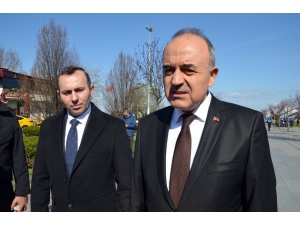 Vali Erol Uyardı: “Temastan Kaçının”