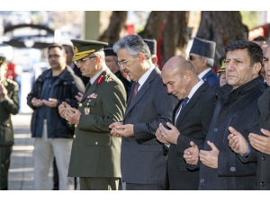 Çanakkale Şehitleri İçin İzmir’de Anma Töreni