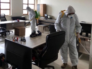 Yerköy Belediyesi Kamu Kurumlarını Dezenfekte Etti