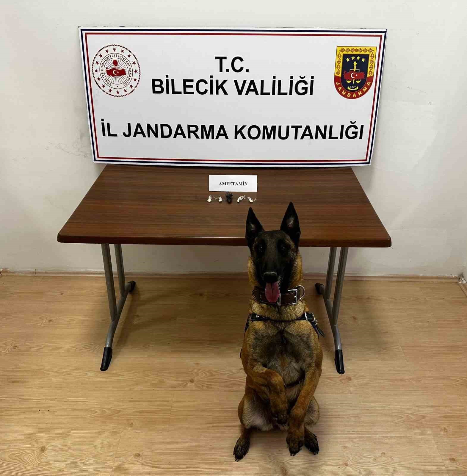 motosikletli-uyusturucu-sevkiyatina-operasyon-2-supheli-yakalandi