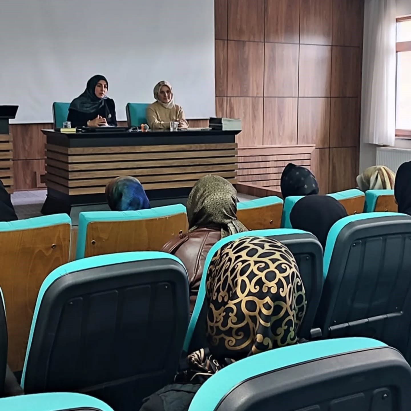 milli-aile-haftasi-nda-dijital-dunya-ve-aile-vurgusu