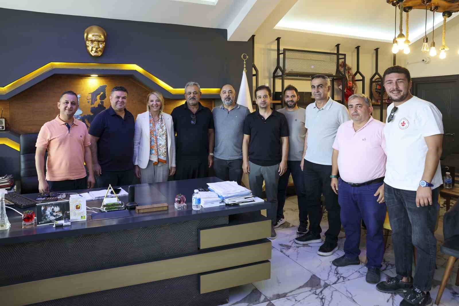 atso-baskan-adayi-oz-hal-esnafiyla-bulustu-biz-hal-den-anlariz