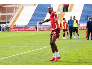 Kayserispor’da Asistler Bernard Mensah’tan