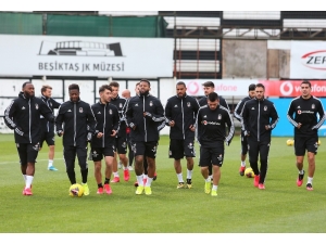 Beşiktaş, Antalyaspor Hazırlıklarını Sürdürdü