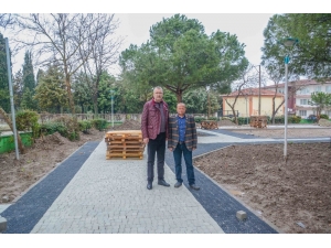 Karacabey’de Park, Bahçe Ve Refüjlerde Bakım Çalışmaları Sürüyor