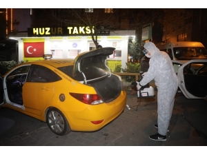 Eyüpsultan’da Taksi Durakları Ve Taksiler Dezenfekte Edildi