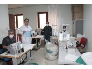 Diyarbakır’da Hastane, Çalışanları İçin Maske Üretmeye Başladı