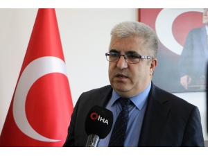 Korona Bilim Kurulu Üyesi Prof. Dr. Çelik: "Sıkı Şekilde Takip Etmemiz Gereken 1.5-2 Ay Var"