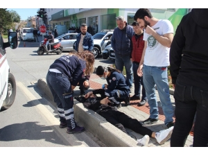 Alanya’da Otomobille Motosiklet Çarpıştı: 1 Yaralı