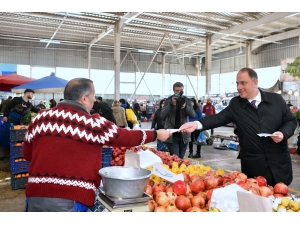 Başkan Çalık’tan Semt Pazarında Korona Virüs Bilgilendirmesi